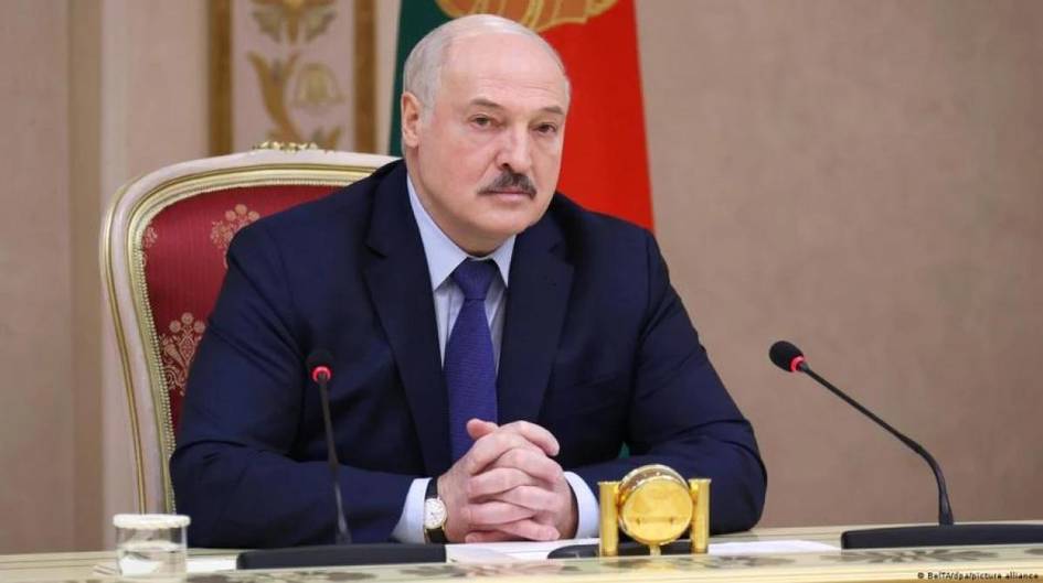 Лукашенко Украина билан чегарага махсус операция кучларини жойлаштирди
